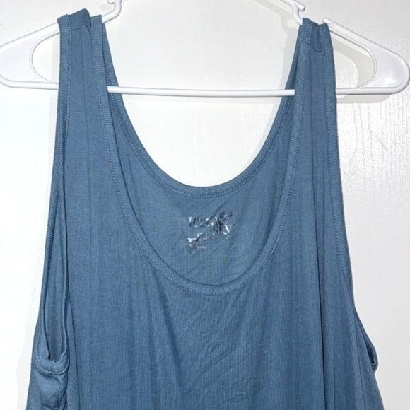 Terra & Sky Womens Blue Sleeveless Tank Top Size 2X Soft Rayon Blend Lightweight - Picture 3 of 7